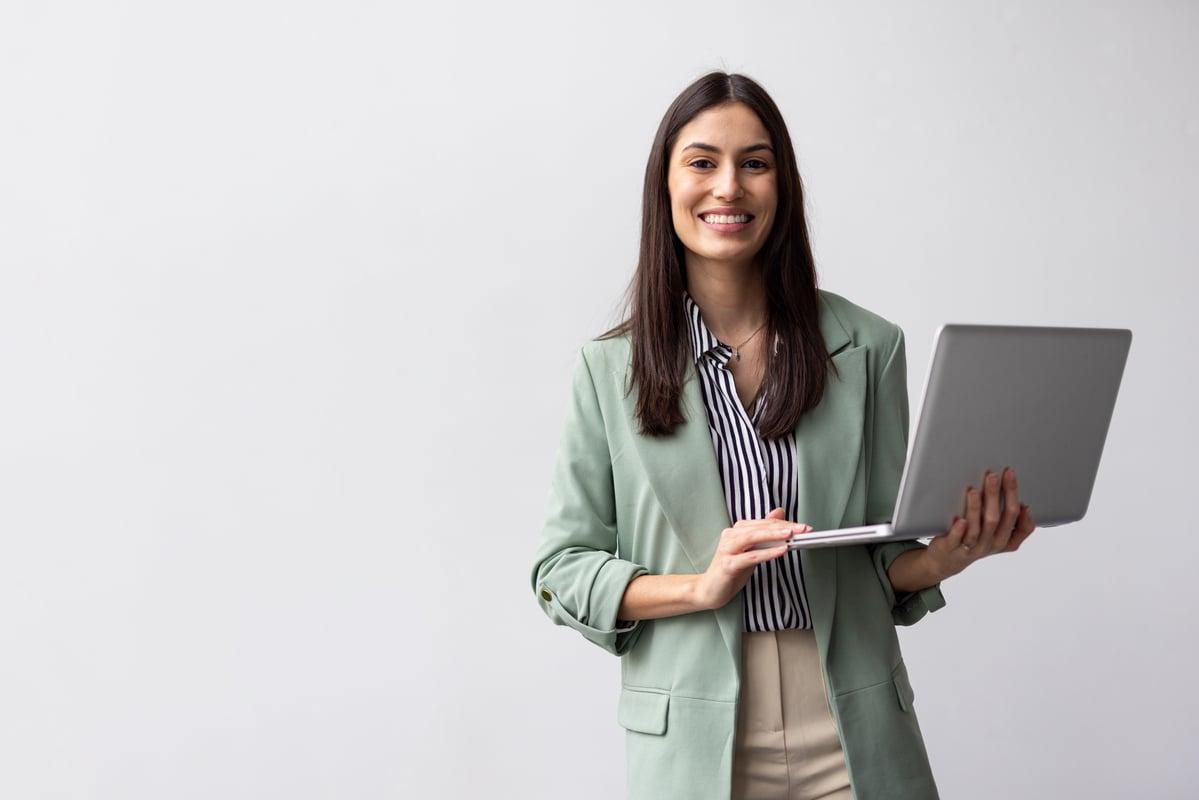 2 Artificial Intelligence (AI) Networking Stocks With the Highest Upside in 2026