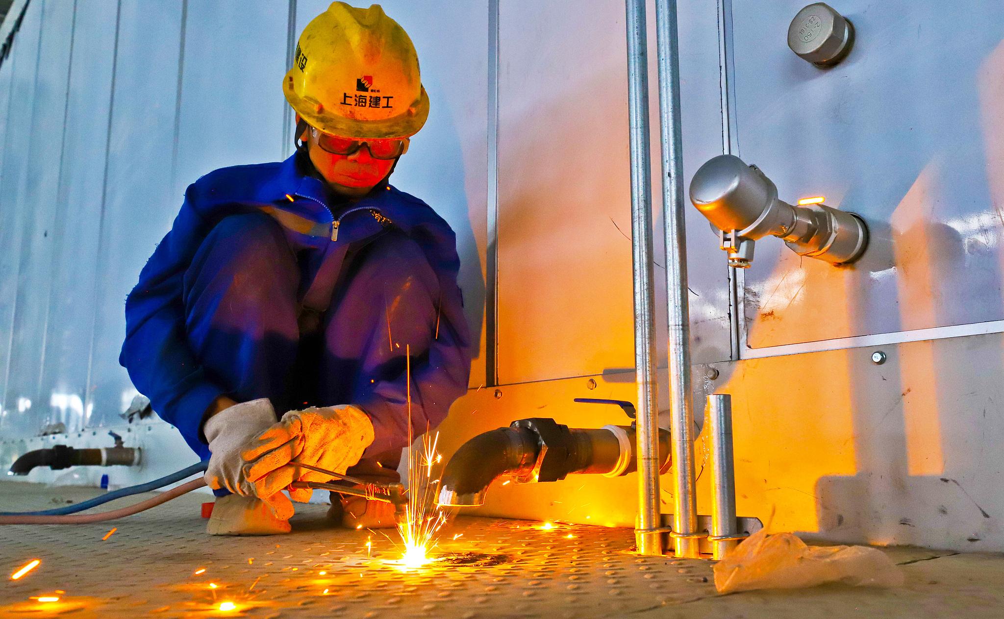 China's H1 industrial output up 5.4% as innovation accelerates