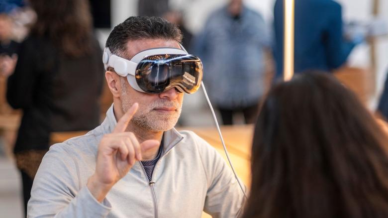 9 Over Hyped Tech Gadgets That Failed On Arrival