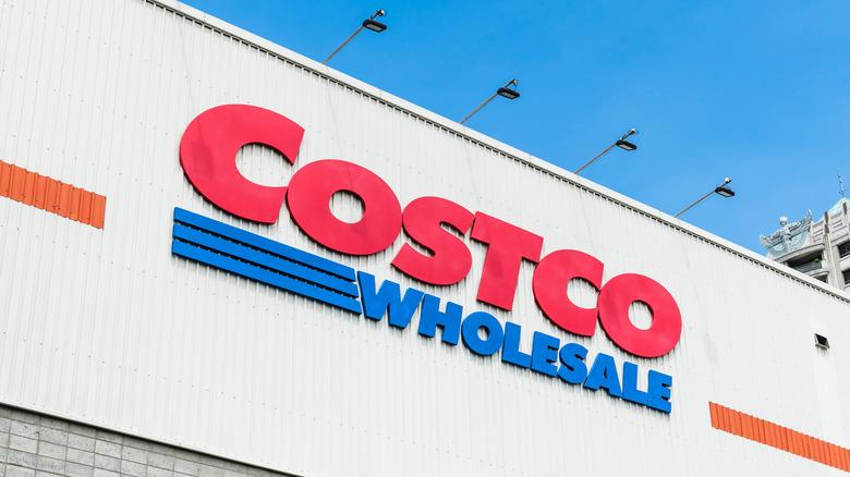 6 Portable Entertainment Gadgets To Buy From Costco (And 5 To Skip)