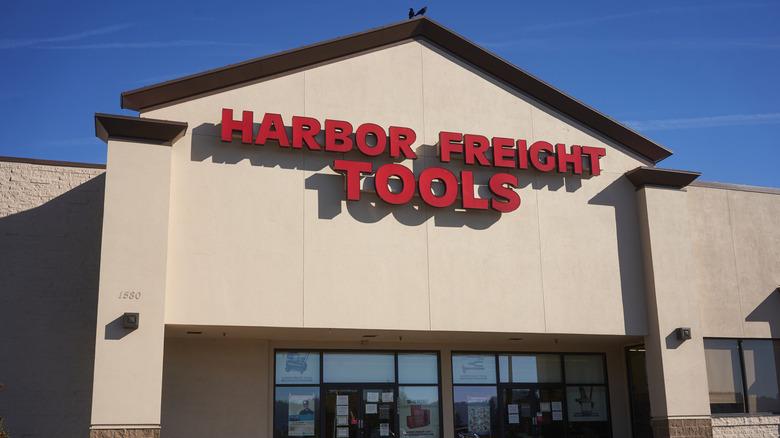8 Automotive Gadgets To Buy From Harbor Freight (And 4 To Skip)